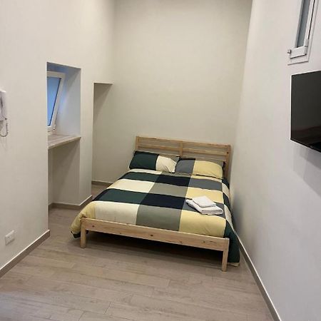 La Dimora Di Angelo 2 Hotel Bari Exterior photo